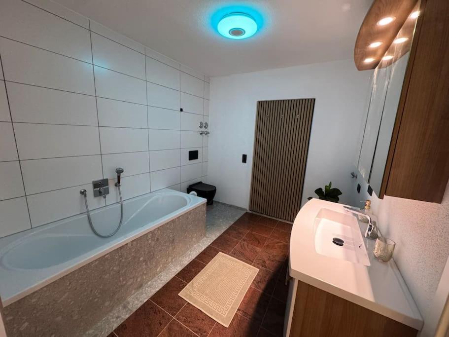 Boho Apartment Vintage Naehe Salzburg 弗赖拉辛 外观 照片